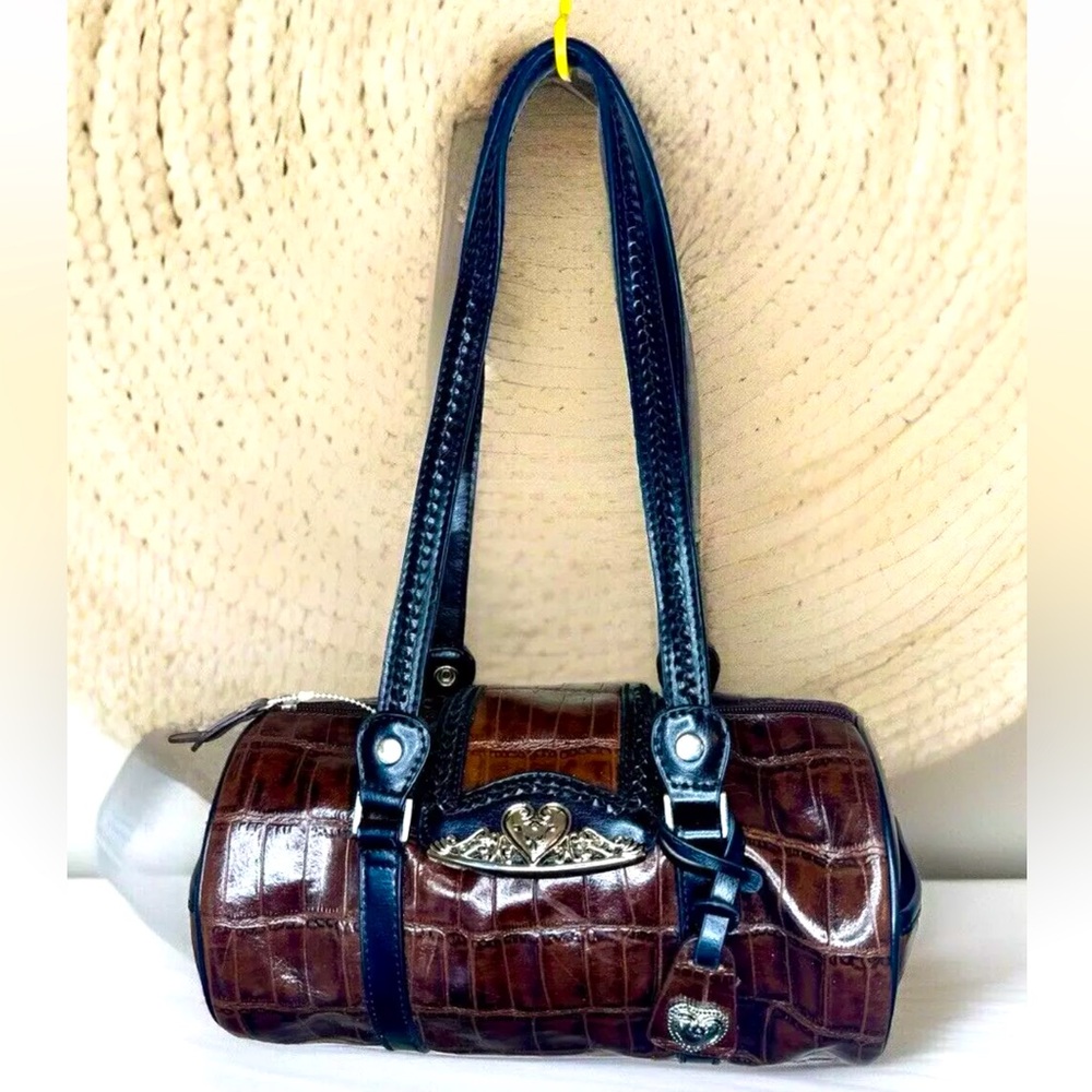 NEW CROC EMBOSSED 6-POCKET HEART CHARM KEY CLIP BRAID STRAPS BARREL SHOULDER BAG
